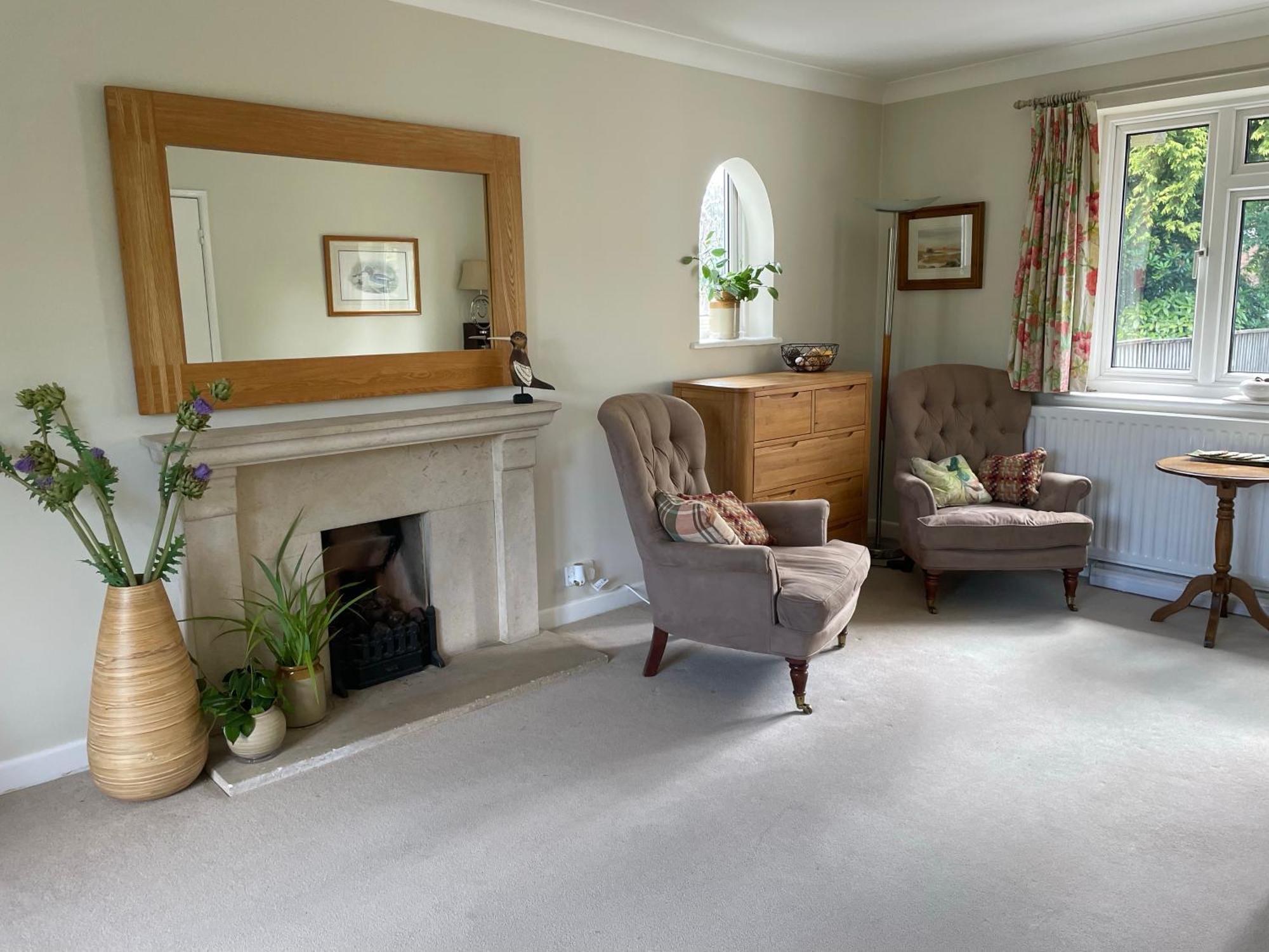 Charming Bournemouth House With Beautiful Spacious Gardens, 5 Min Drive To Beaches, Free Parking For 2-3 Cars Экстерьер фото