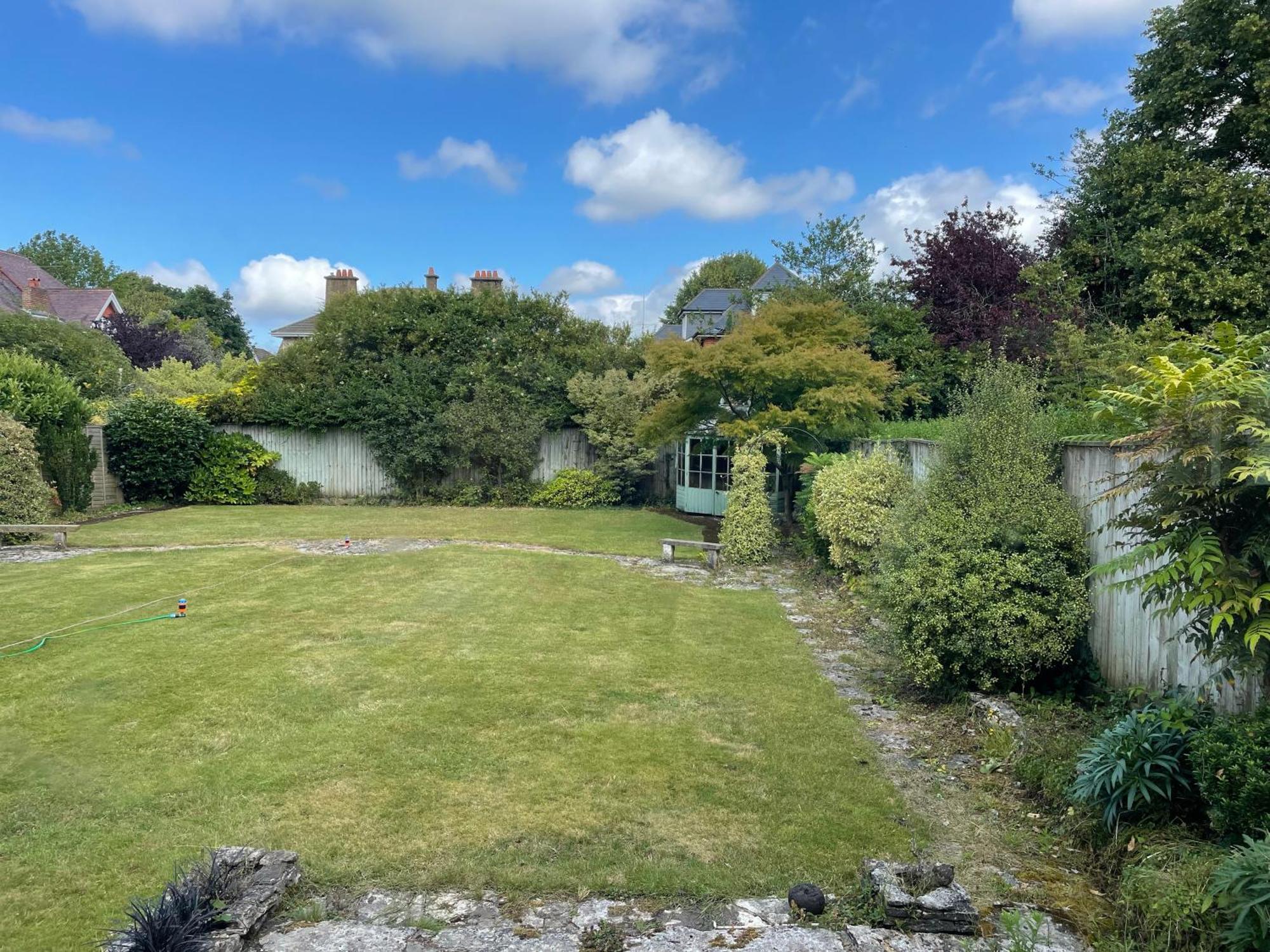 Charming Bournemouth House With Beautiful Spacious Gardens, 5 Min Drive To Beaches, Free Parking For 2-3 Cars Экстерьер фото